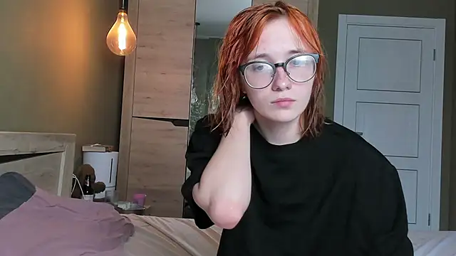 Dark Willlow online show from June 15, 3:23 pm