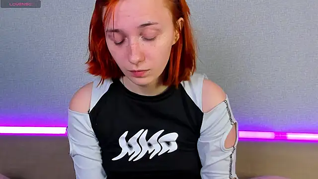 Dark Willlow online show from May 28, 4:57 pm