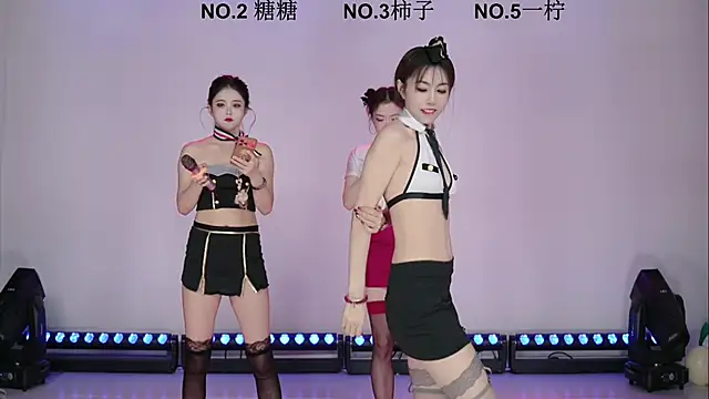 Snapshot of ERA_luoluo chatting on December 18, 11:14 am ERA luoluo online show from December 18, 11:14 am