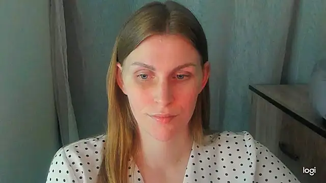Snapshot of JuliaMuuun chatting on June 26, 9:31 pm JuliaMuuun online show from June 26, 9:31 pm
