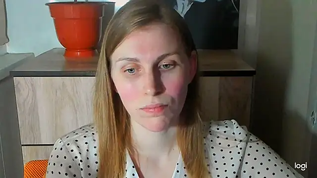 Snapshot of JuliaMuuun chatting on July 13, 7:46 pm JuliaMuuun online show from July 13, 7:46 pm