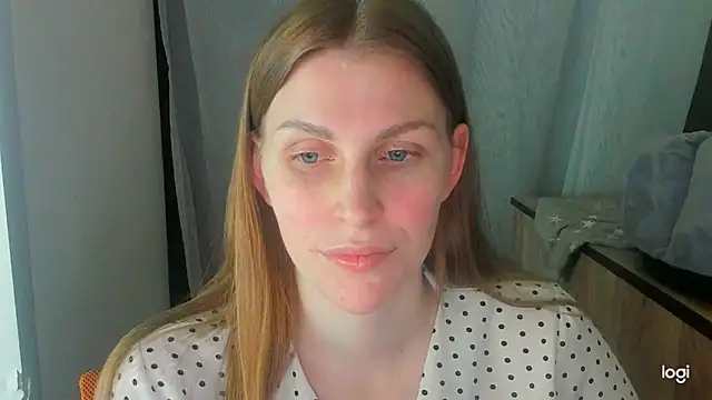 Snapshot of JuliaMuuun chatting on June 28, 9:32 pm JuliaMuuun online show from June 28, 9:32 pm
