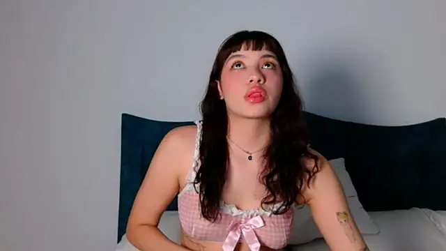 Snapshot of angelinhaaa chatting on September 26, 4:08 am angelinhaaa online show from September 26, 4:08 am