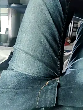 Fit Guy143 online show from September 17, 4:47 am