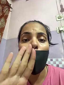 Snapshot of Sandhya_77 chatting on July 18, 3:26 am Sandhya 77 online show from July 18, 3:26 am