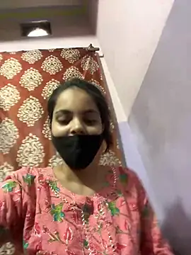 Snapshot of Sandhya_77 chatting on May 9, 5:55 am Sandhya 77 online show from May 9, 5:55 am