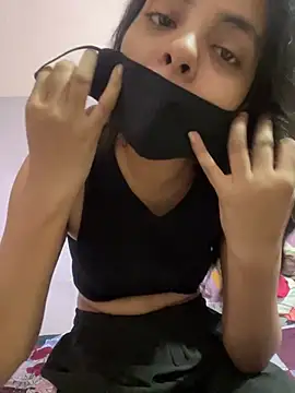 Snapshot of Sandhya_77 chatting on May 15, 6:11 am Sandhya 77 online show from May 15, 6:11 am