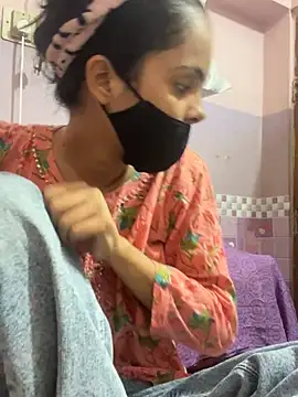 Snapshot of Sandhya_77 chatting on July 13, 6:56 am Sandhya 77 online show from July 13, 6:56 am
