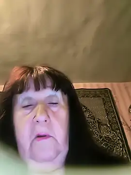 CrystalLime6411 online show from April 16, 5:25 pm