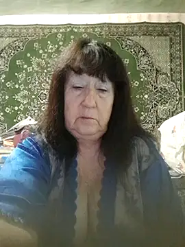 Snapshot of CrystalLime6411 chatting on November 21, 10:20 pm CrystalLime6411 online show from November 21, 10:20 pm