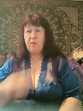 CrystalLime6411 online show from April 7, 2:41 pm