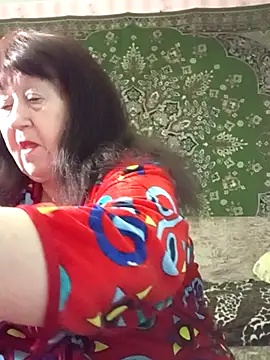 Snapshot of CrystalLime6411 chatting on January 13, 3:10 am CrystalLime6411 online show from January 13, 3:10 am