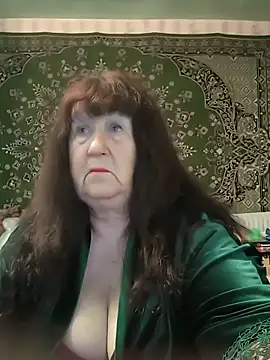 CrystalLime6411 online show from May 15, 3:32 pm