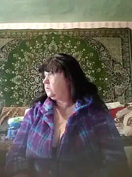 CrystalLime6411 online show from October 15, 11:51 am
