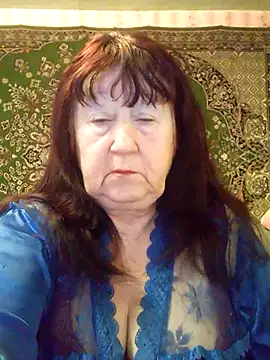 Snapshot of CrystalLime6411 chatting on February 21, 10:56 pm CrystalLime6411 online show from February 21, 10:56 pm