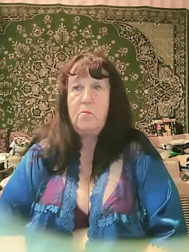 CrystalLime6411 online show from May 13, 5:31 pm