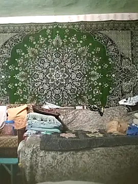 Snapshot of CrystalLime6411 chatting on November 28, 1:44 pm CrystalLime6411 online show from November 28, 1:44 pm