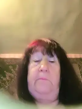 CrystalLime6411 online show from March 15, 3:57 am