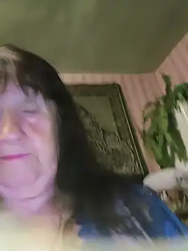 CrystalLime6411 online show from June 1, 3:55 pm