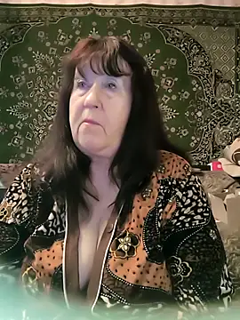 CrystalLime6411 online show from March 24, 4:23 am