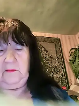 CrystalLime6411 online show from April 3, 2:56 pm