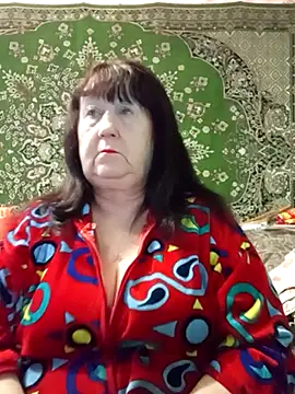 Snapshot of CrystalLime6411 chatting on January 10, 7:25 am CrystalLime6411 online show from January 10, 7:25 am