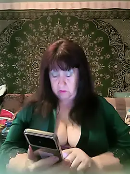 CrystalLime6411 online show from April 13, 9:13 am