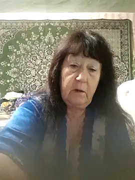 Snapshot of CrystalLime6411 chatting on November 2, 8:58 pm CrystalLime6411 online show from November 2, 8:58 pm