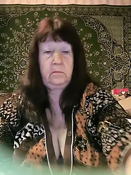 CrystalLime6411 online show from April 6, 3:13 am