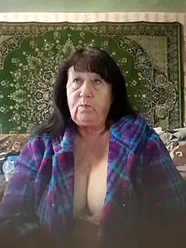 CrystalLime6411 online show from October 14, 11:11 am