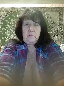 CrystalLime6411 online show from October 14, 11:14 pm