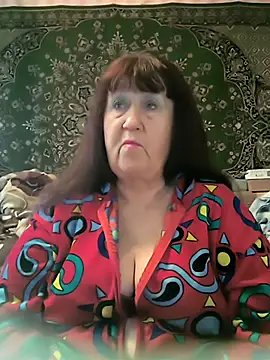 CrystalLime6411 online show from April 21, 2:56 pm