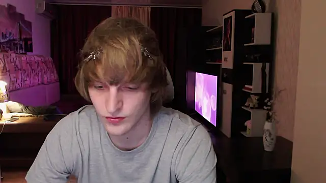 Playersuperstar online show from February 9, 6:17 pm