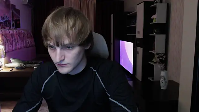 Snapshot of Playersuperstar chatting on November 18, 8:23 pm Playersuperstar online show from November 18, 8:23 pm