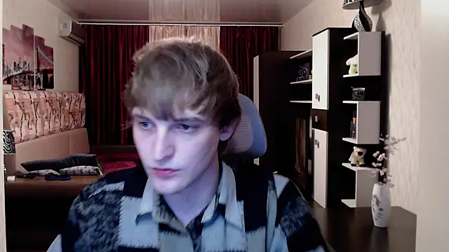Snapshot of Playersuperstar chatting on October 5, 8:10 pm Playersuperstar online show from October 5, 8:10 pm