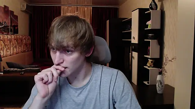 Snapshot of Playersuperstar chatting on November 3, 3:15 pm Playersuperstar online show from November 3, 3:15 pm