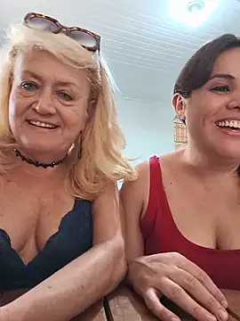 Snapshot of Bellapotencia1985 chatting on June 17, 10:25 am Bellapotencia1985 online show from June 17, 10:25 am