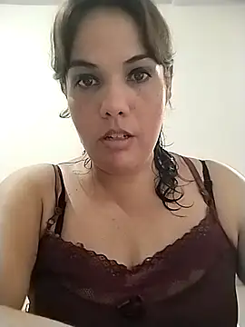 Bellapotencia1985 online show from April 18, 10:28 am