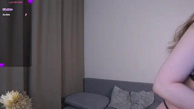 CarolSutton online show from April 5, 11:44 pm