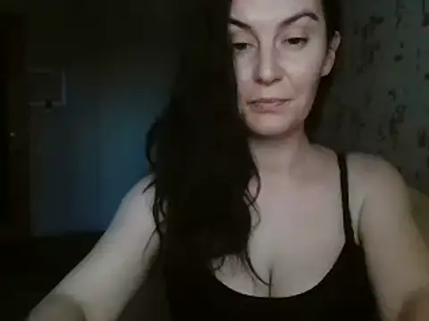 Snapshot of KatalinaQE chatting on September 11, 1:22 pm KatalinaQE online show from September 11, 1:22 pm