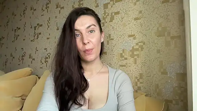 KatalinaQE online show from February 9, 5:27 am