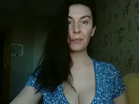 Snapshot of KatalinaQE chatting on September 15, 6:36 am KatalinaQE online show from September 15, 6:36 am
