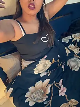 Snapshot of sexy-sukriti chatting on January 18, 2:20 pm sexy-sukriti online show from January 18, 2:20 pm