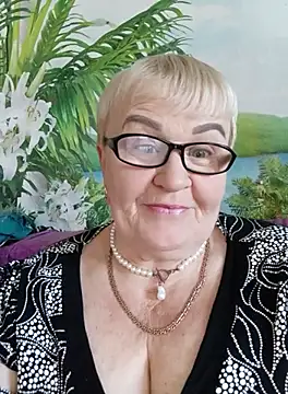 VioletSweet5566 online show from September 21, 10:20 am