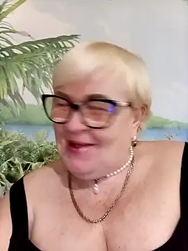 VioletSweet5566 online show from March 20, 8:48 am