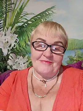 VioletSweet5566 online show from September 12, 6:18 pm