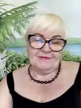 VioletSweet5566 online show from May 7, 5:44 am