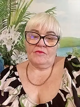 VioletSweet5566 online show from February 19, 8:22 am