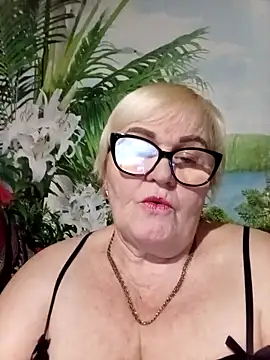 VioletSweet5566 online show from March 19, 5:57 pm