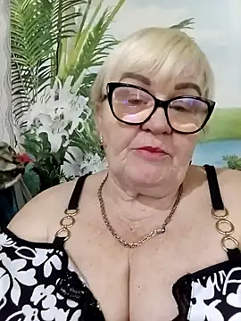 VioletSweet5566 online show from February 28, 8:58 am